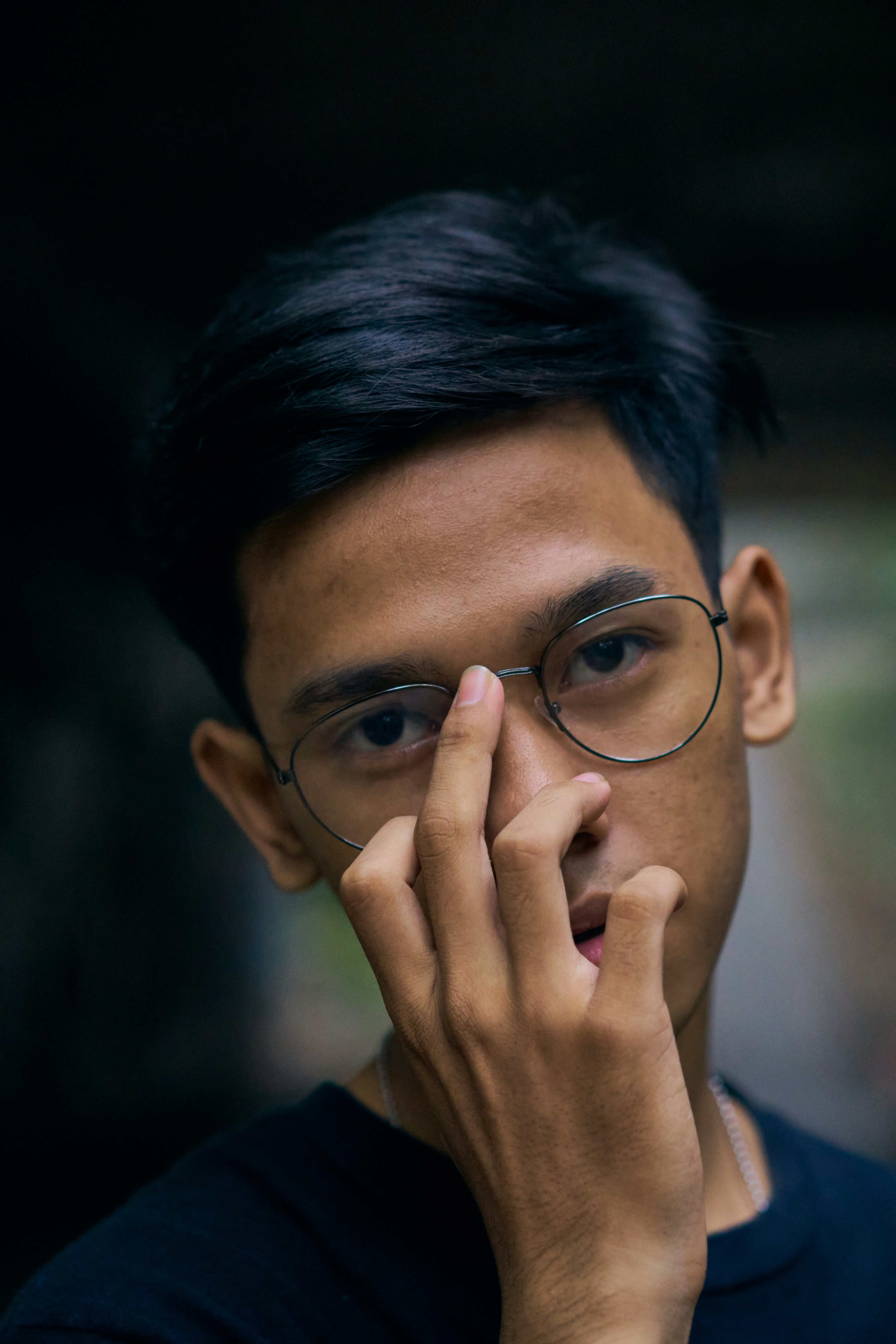 合同条款起草与合规审核的专业工作场景